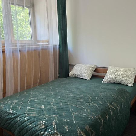 Tom Hostel クラクフ エクステリア 写真