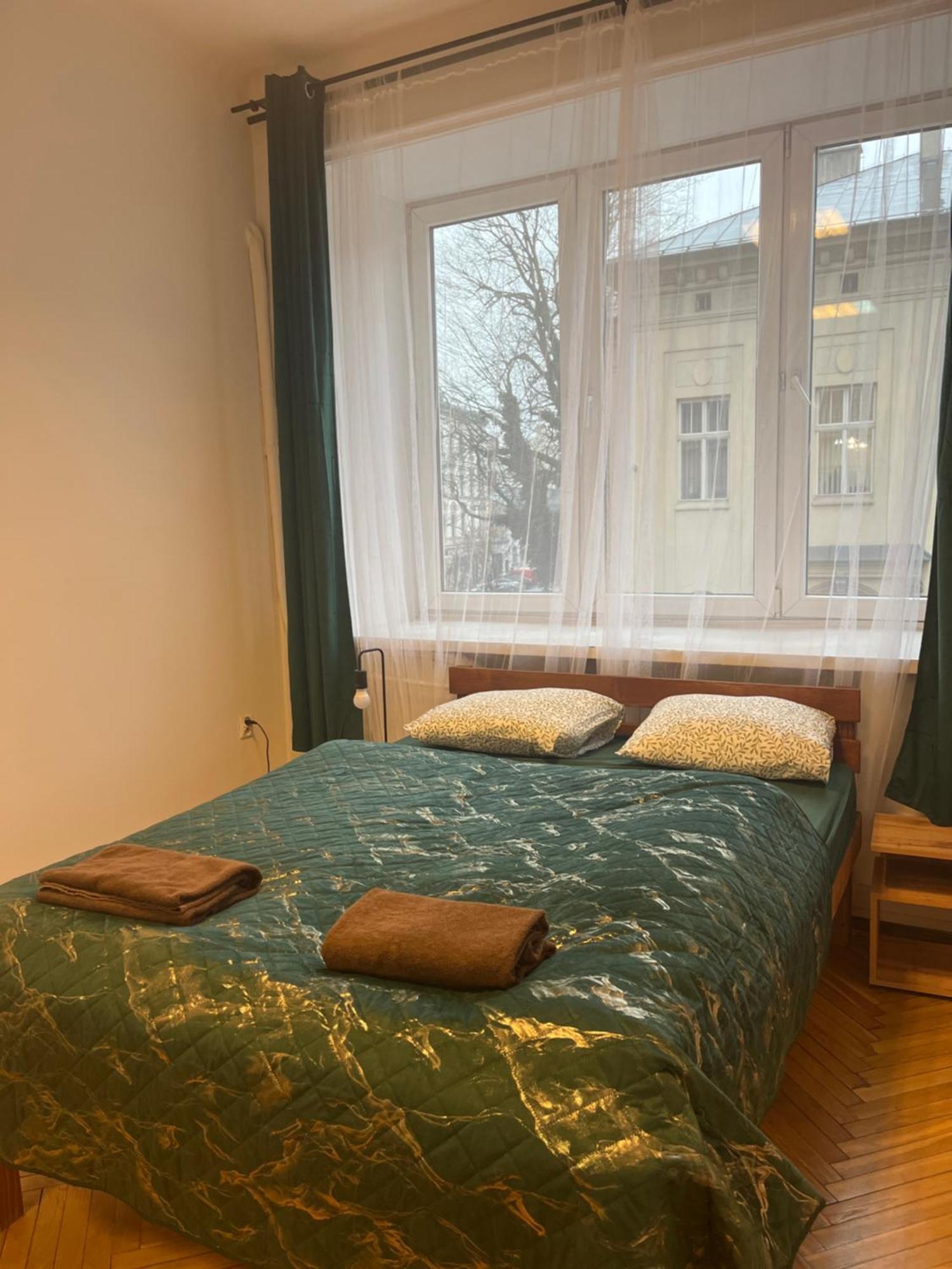 Tom Hostel クラクフ エクステリア 写真