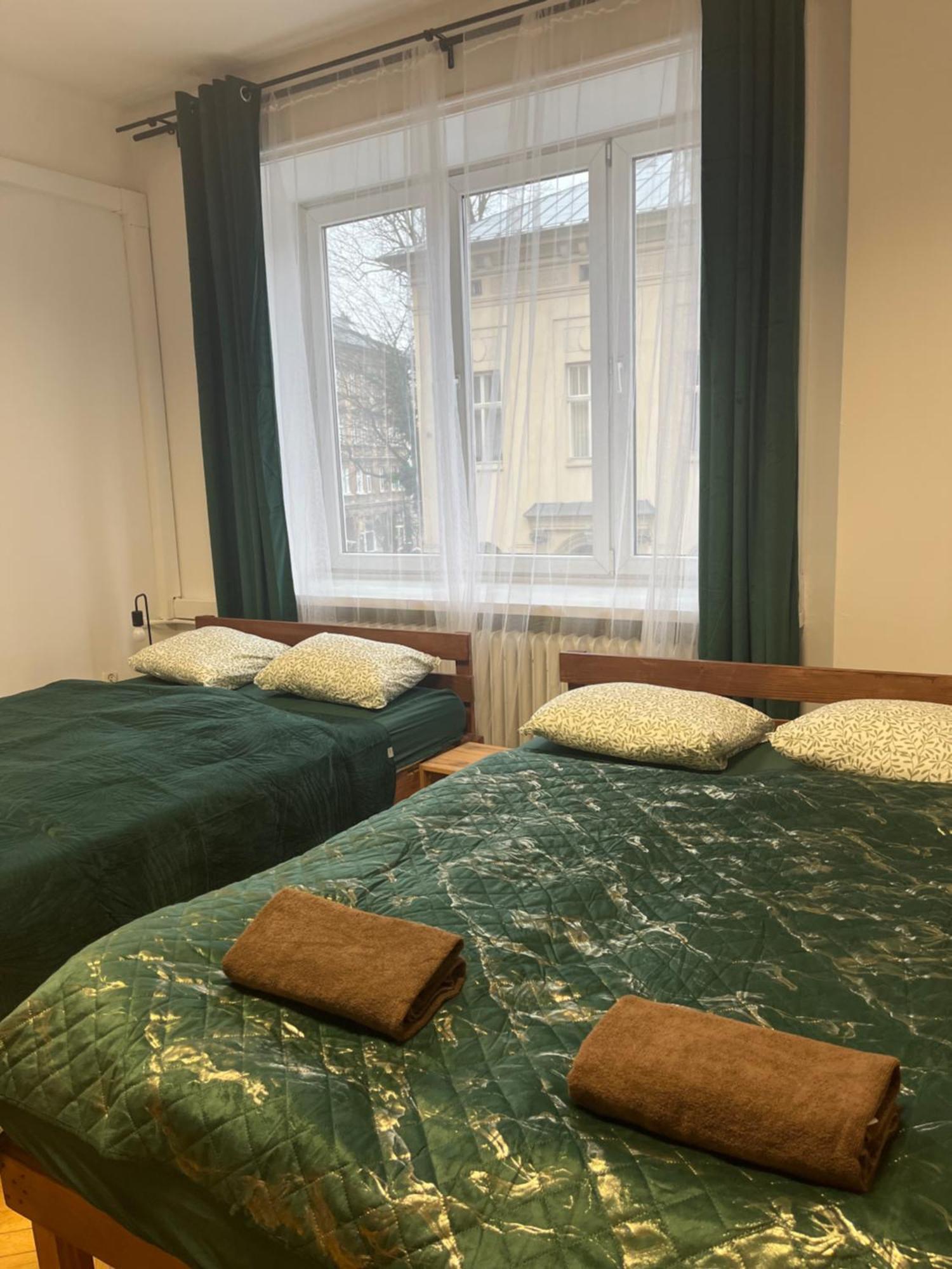 Tom Hostel クラクフ エクステリア 写真